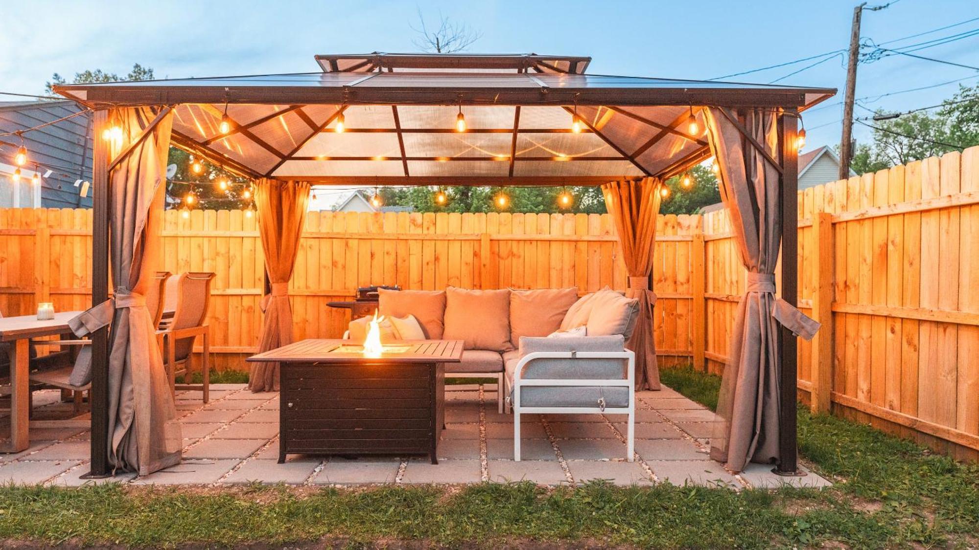 5 Mins To Speedway! Walk To Zoo, Wr Park, Iupui! Villa Indianapolis Bagian luar foto
